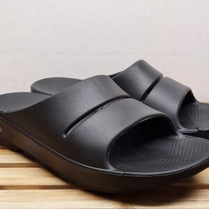 OOFOS Mens Black OOahh Slide Sandals Size 11
